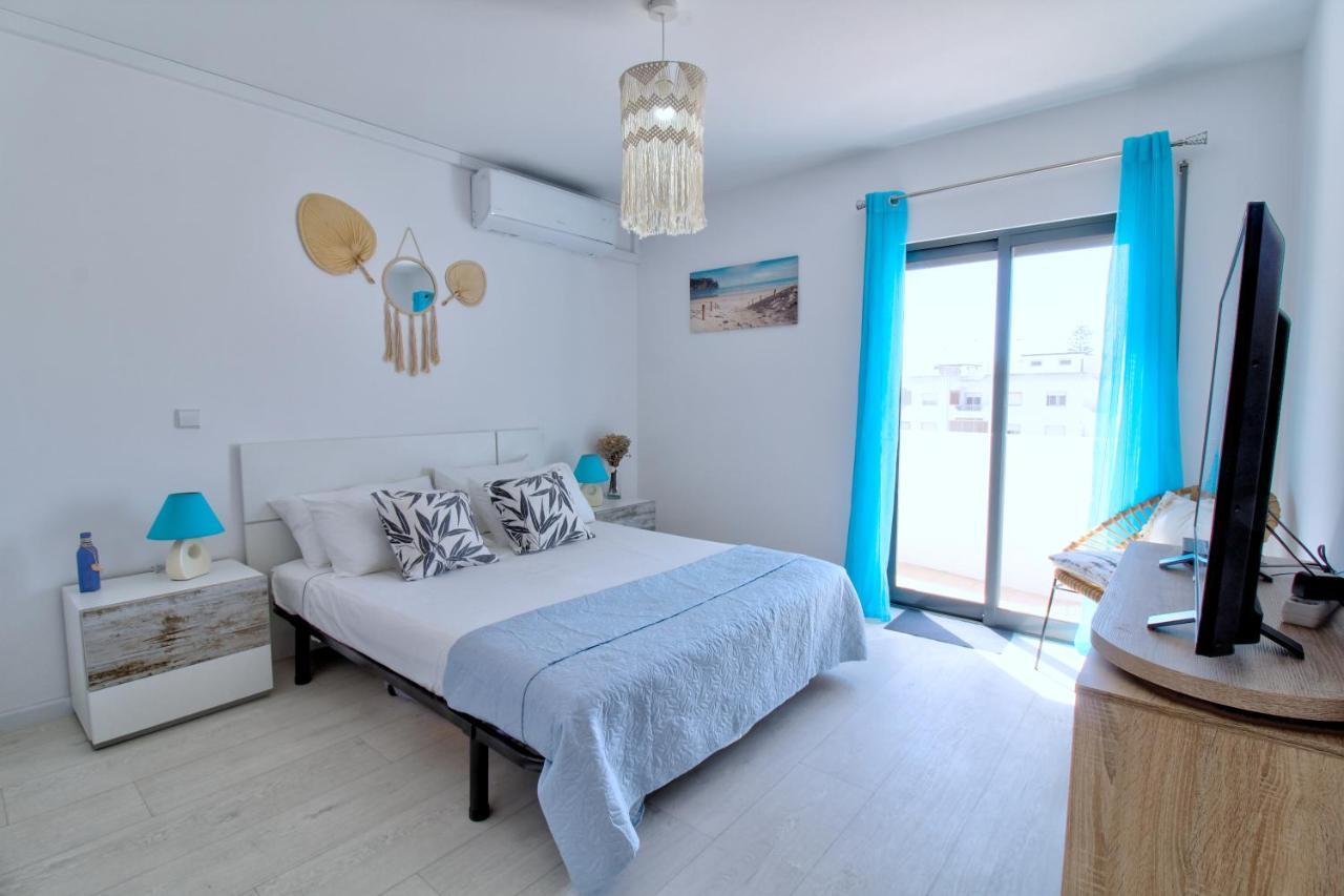 Center Location, Ac, Swimming Pool, And Parking Appartement Olhão Buitenkant foto